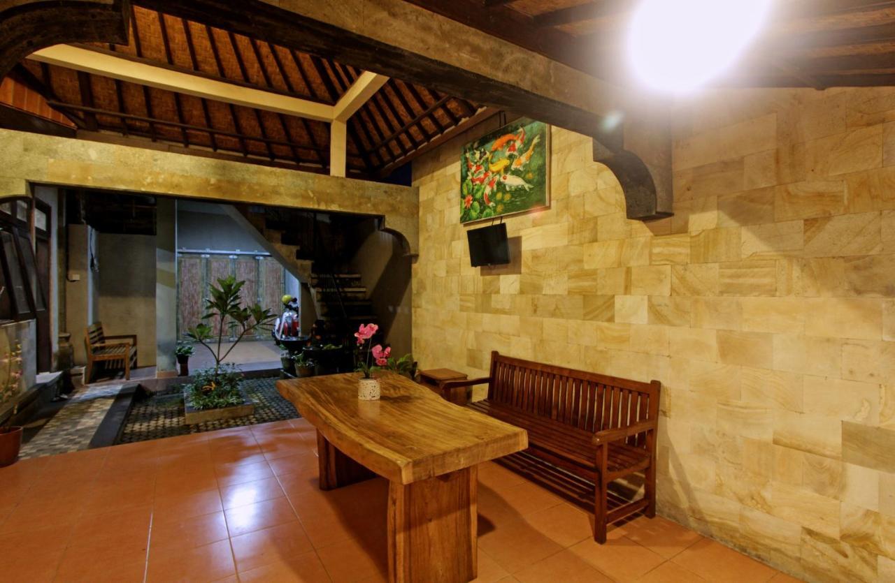Sari House Ubud - Balinese Style Homestay Экстерьер фото