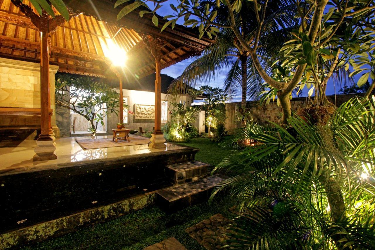 Sari House Ubud - Balinese Style Homestay Экстерьер фото