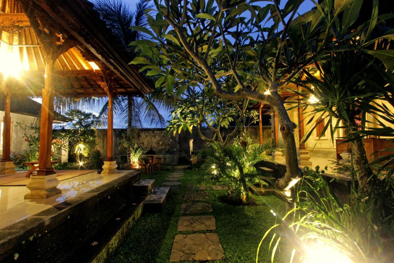 Sari House Ubud - Balinese Style Homestay Экстерьер фото