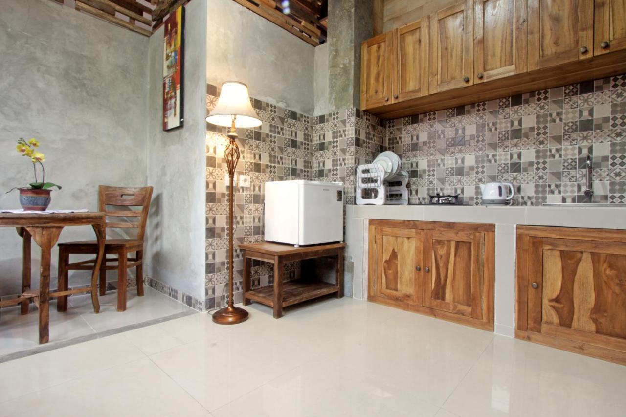 Sari House Ubud - Balinese Style Homestay Экстерьер фото