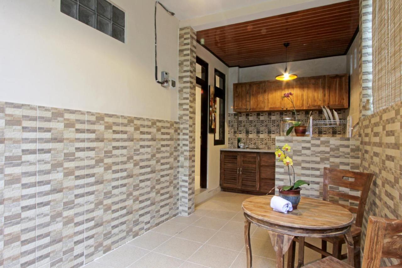 Sari House Ubud - Balinese Style Homestay Экстерьер фото